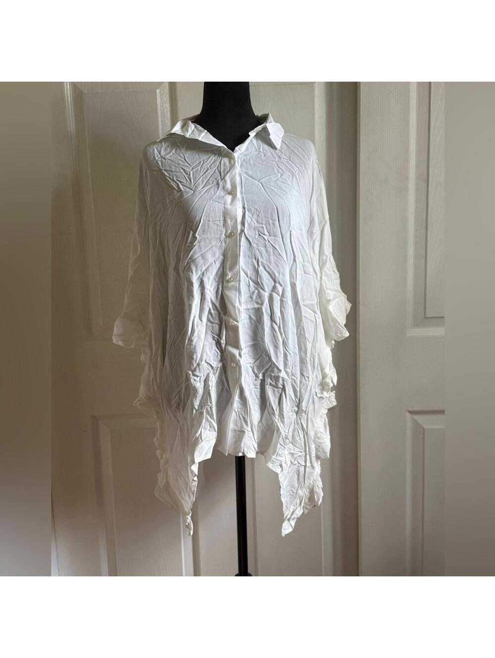 Women's Blouse | Flowy | Forever 21 | Size M